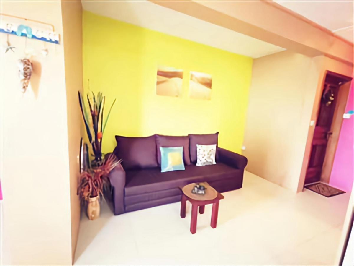 Konkan Apartment Flic en Flac Exterior photo